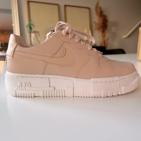 Nike Air Force 1 Pixel - Picture 2 of 6